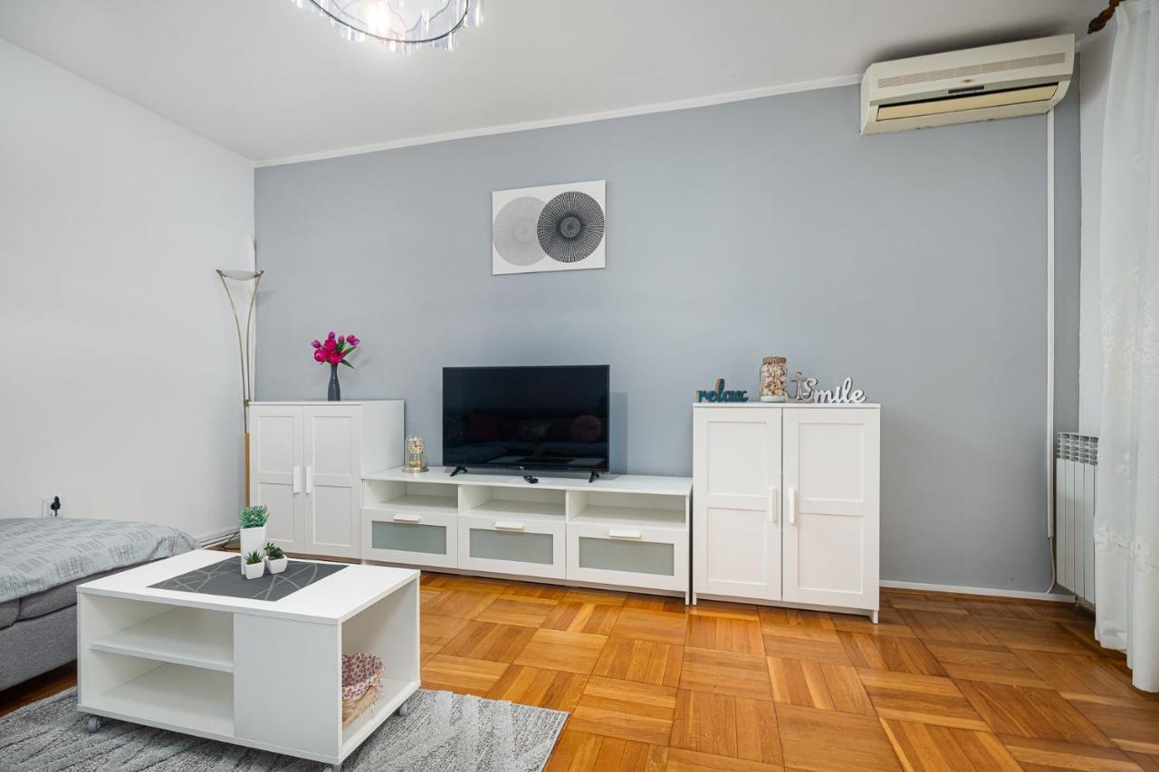 Ferienwohnung Dea B4+1 Poreč Exterior foto