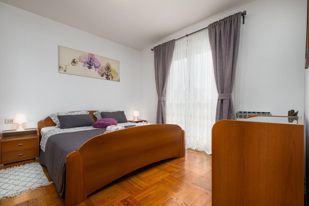 Ferienwohnung Dea B4+1 Poreč Exterior foto