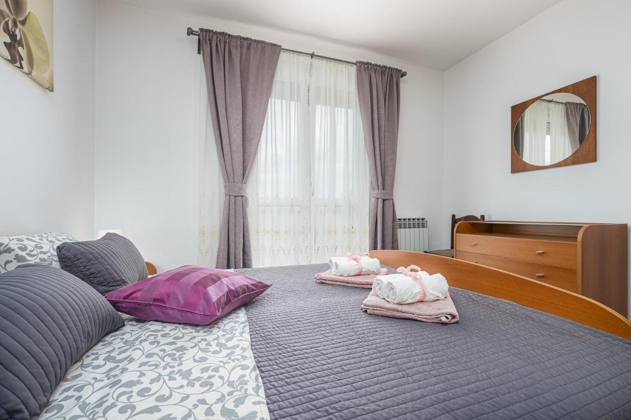 Ferienwohnung Dea B4+1 Poreč Exterior foto